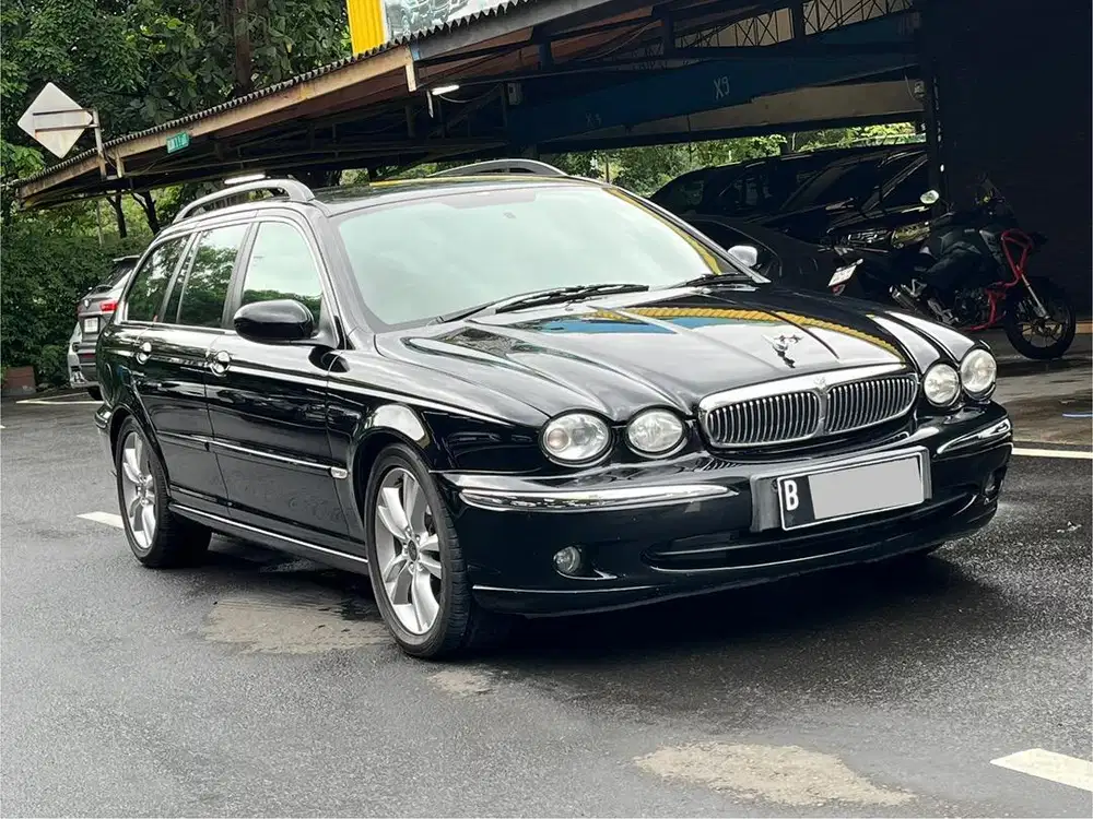 TERMURAH!! JAGUAR X-TYPE ESTATE AT HITAM 2007