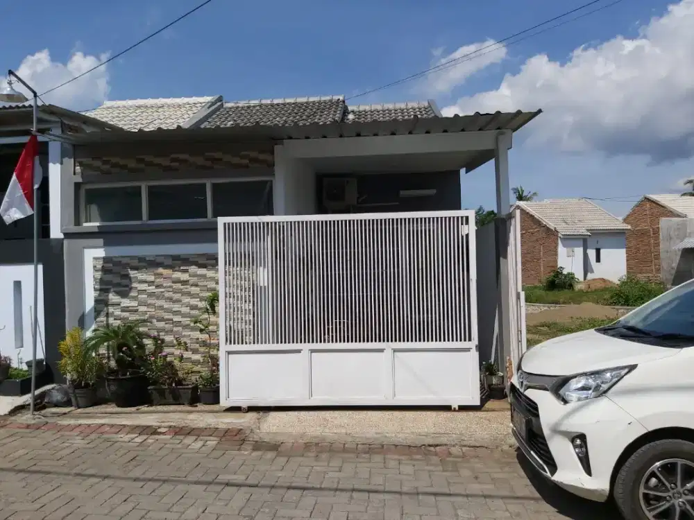 Rumah Pojok Graha Permata Indah Jember