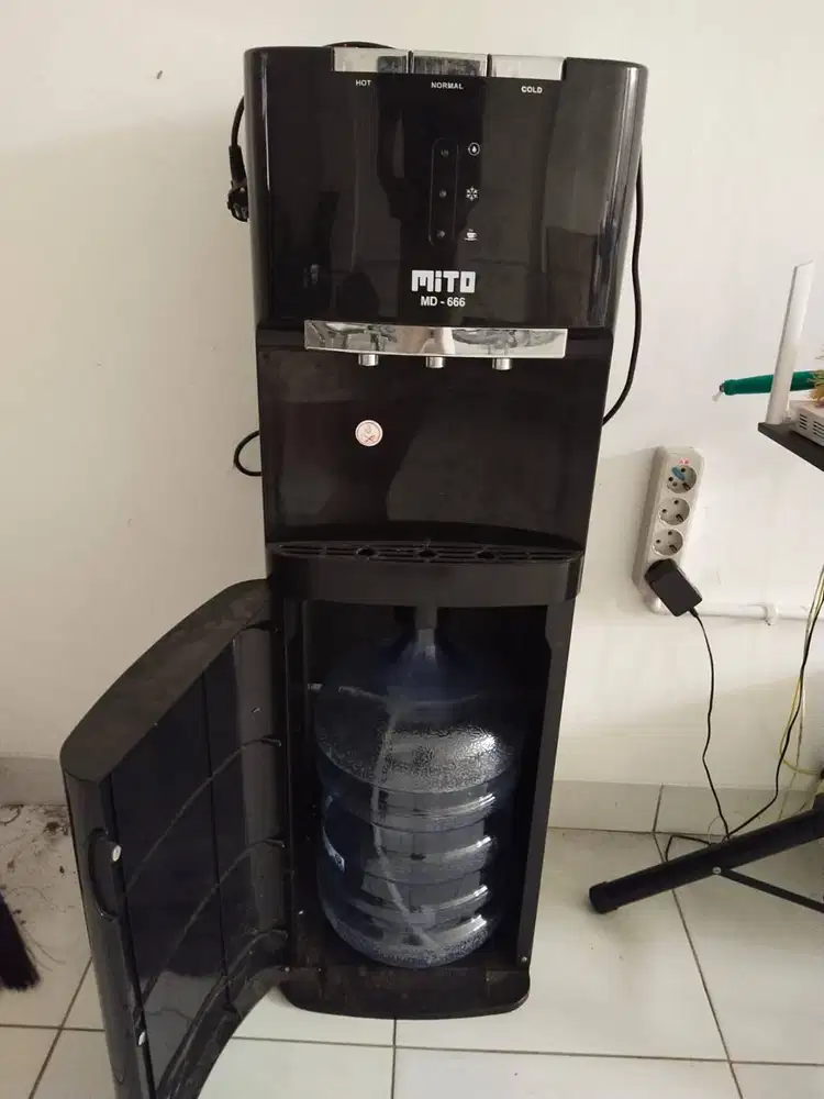 Jual dispenser kondisi bagus