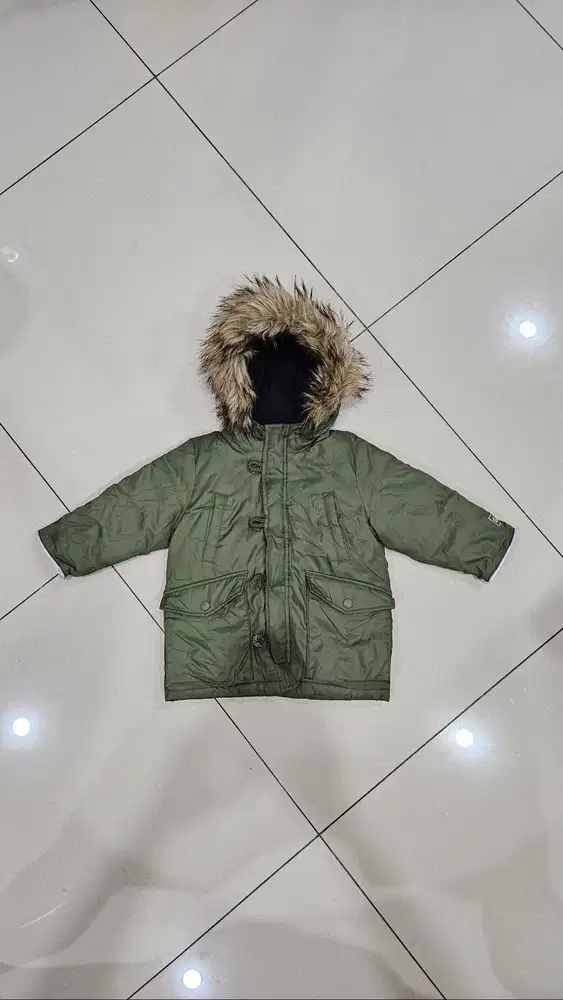 Jaket Winter GAP Anak - Second - Usia 4-5 Tahun