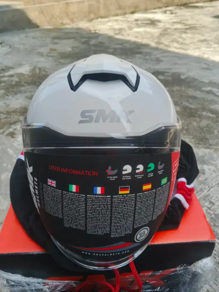 Di Jual helm Merk SMK GtJ