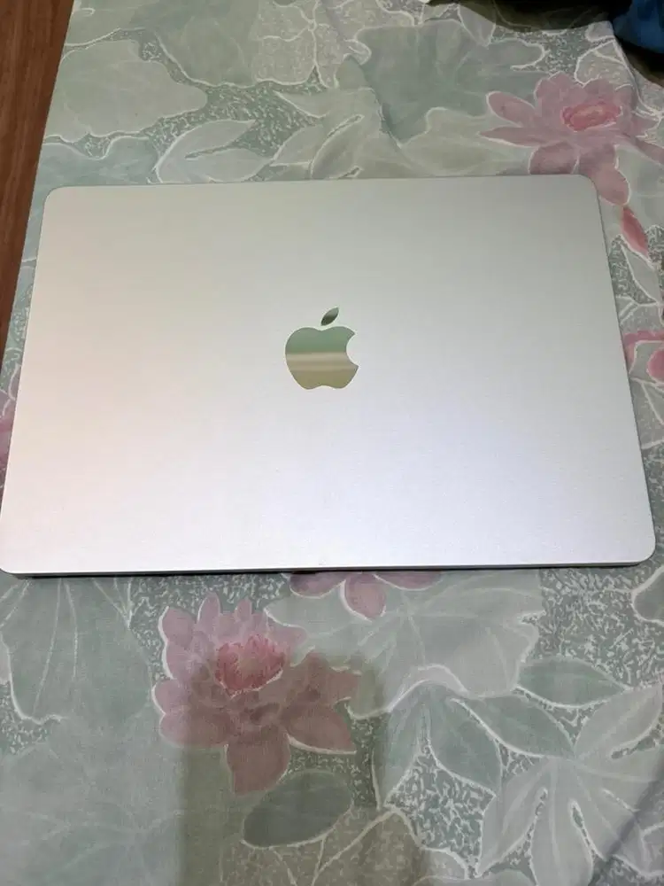 Macbook air M2 2022