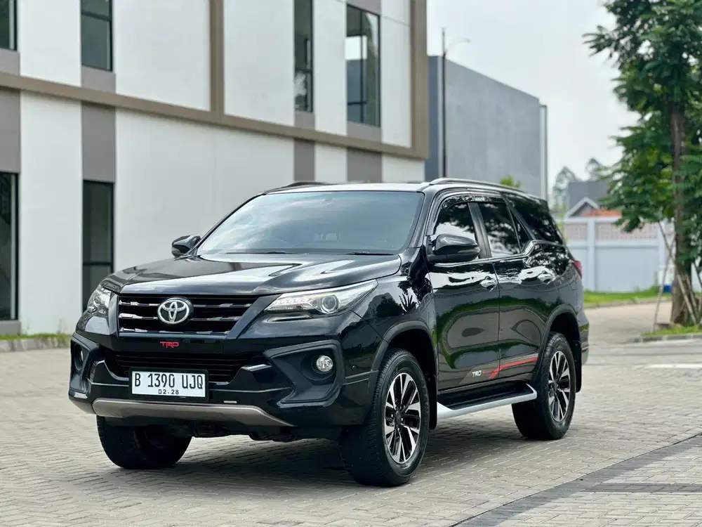 Toyota Fortuner VRZ 2.4 Diesel AT 2017 / 2018