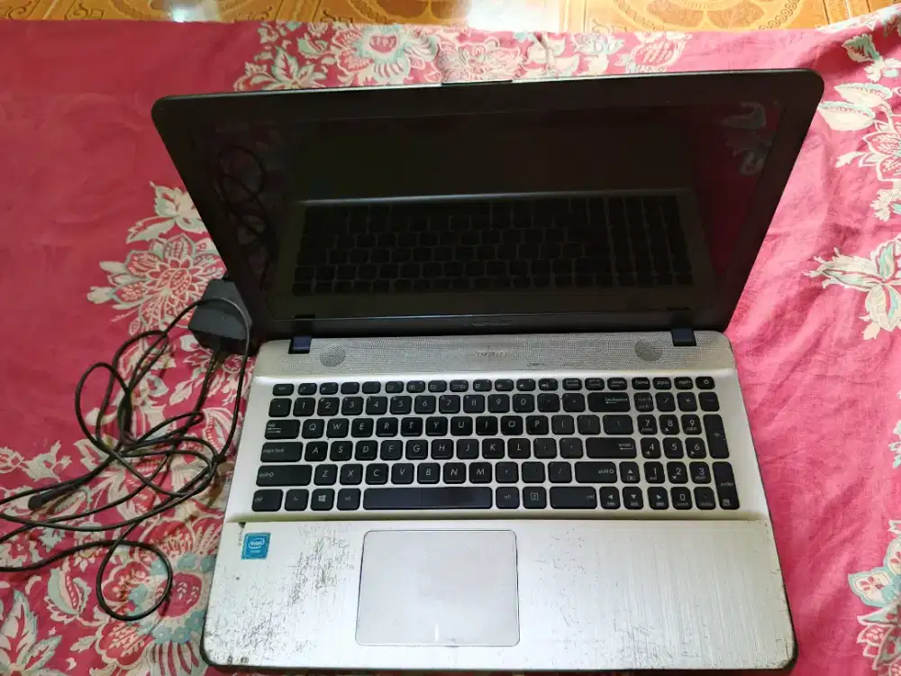Laptop Asus model X54N1