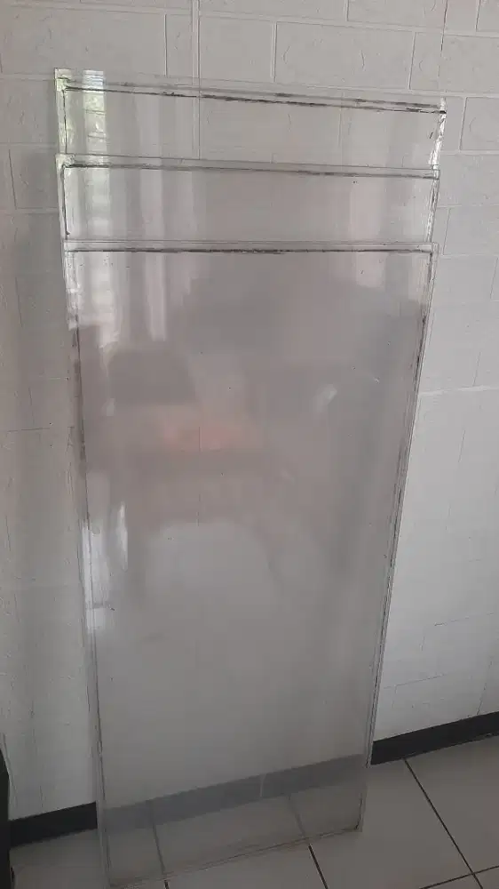 Akrilik Bening Uk. 5mm x 120cm x 54cm