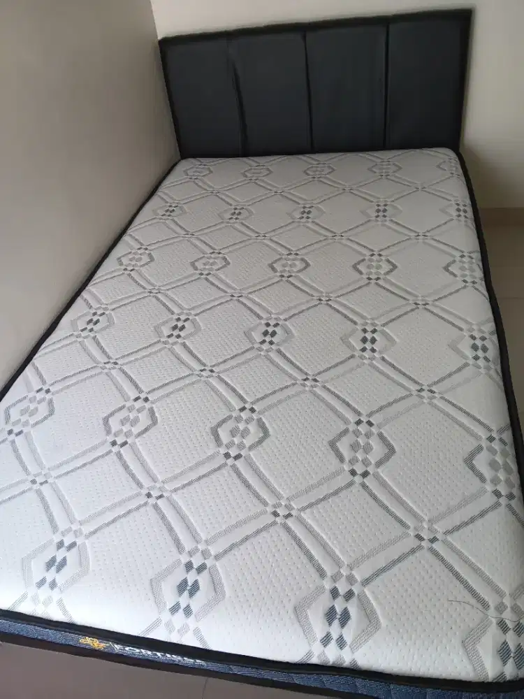 Dipan + kasur (single bed)