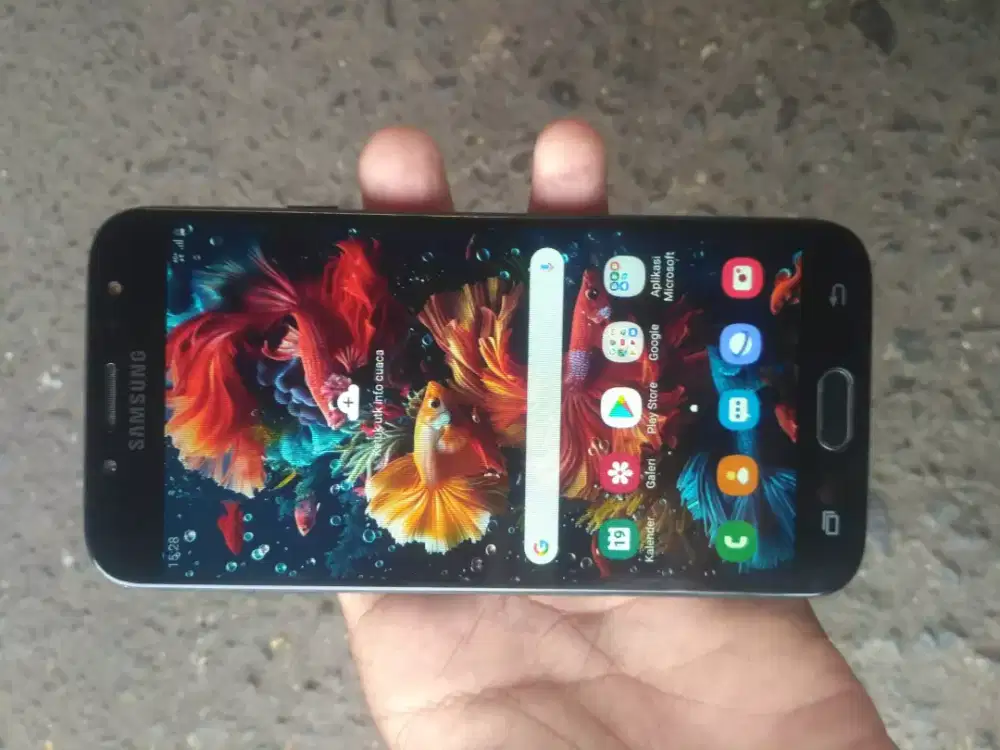 Samsung j7 Pro RAM 3/32