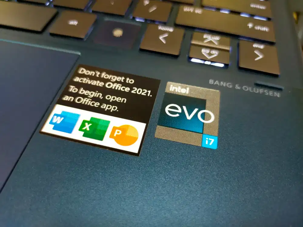 Dijual laptop Hp Spectre x360 2-in-1 Layar sentuh Intel i7 gen12 ram16