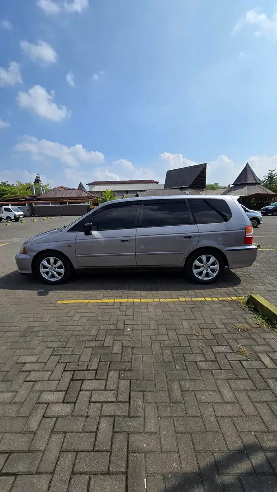 Honda Odyssey 2001 Bensin