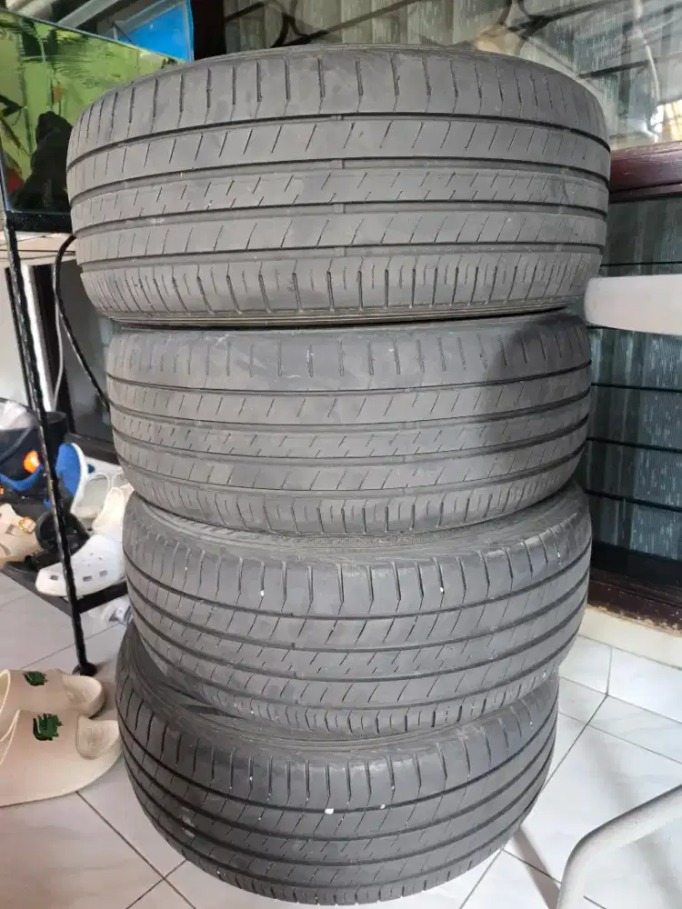 Dunlop 215 55 17