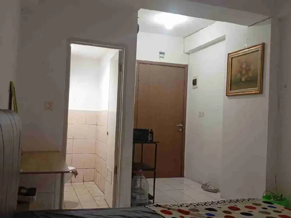 dijual cepat Apartemen studio semi furnise