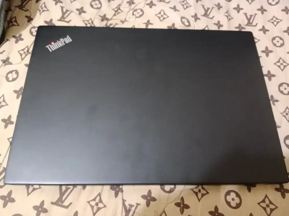 Thinkpad X390 - Core i5
