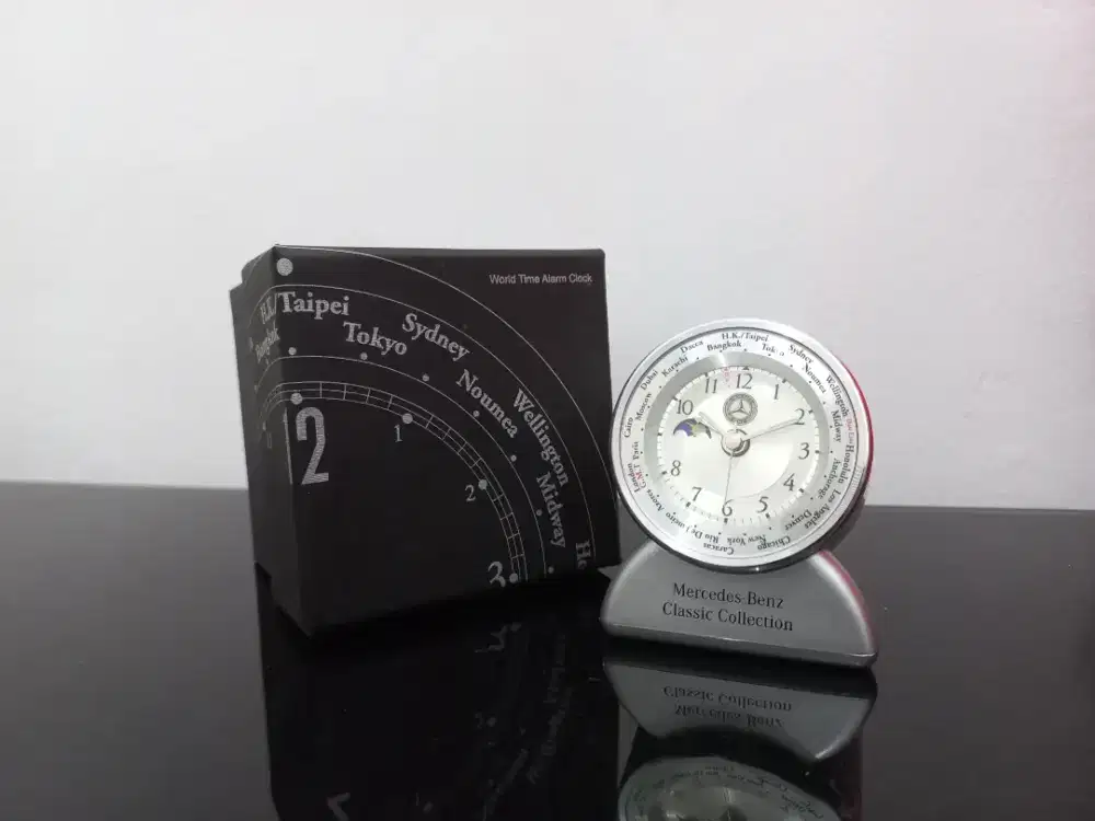 Jual official mercedes benz jam meja ori 100%