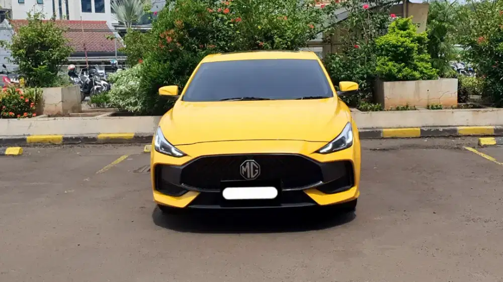 Mg 5 gt ignite 2023 kuning sunroof camera 360