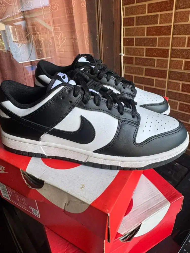 Nike Dunk low PANDA size 41