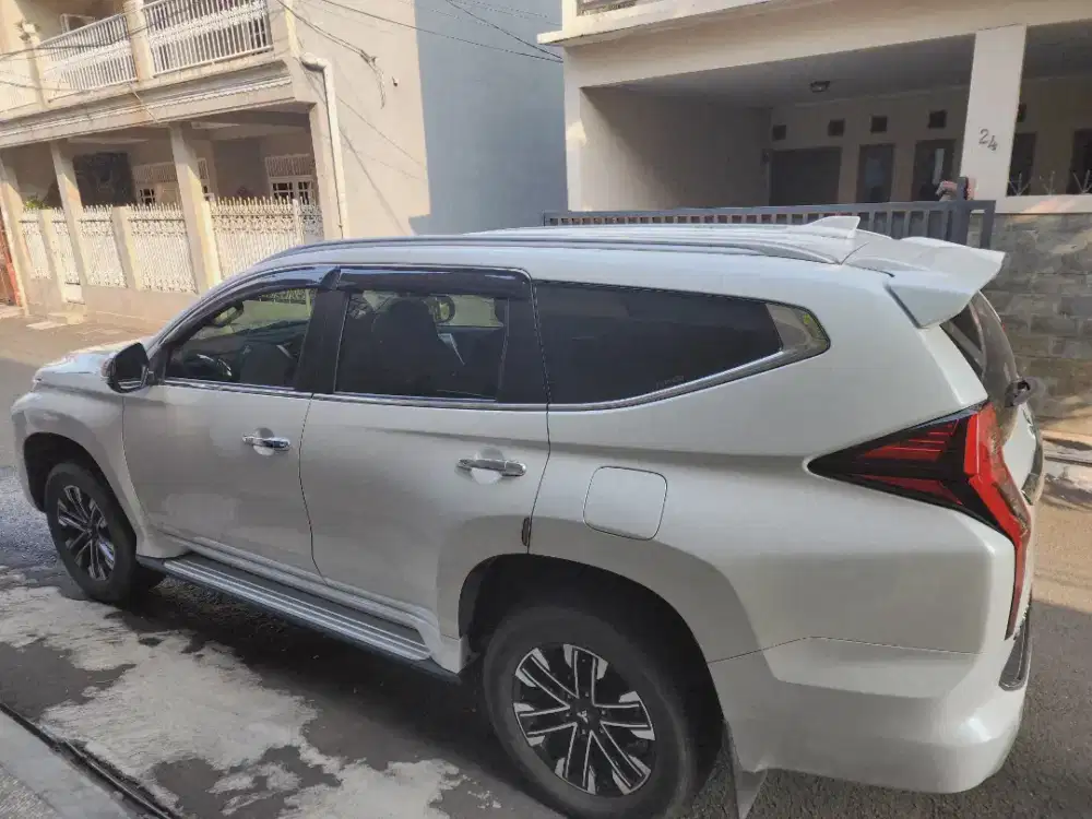 Mitsubishi Pajero Dakar 4x2 2022 tgn 1 dr Baru