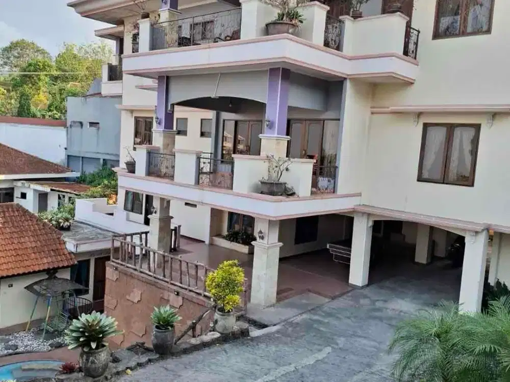 jual murah Villa Tretes ada kolam renang dengan pemandangan gunung