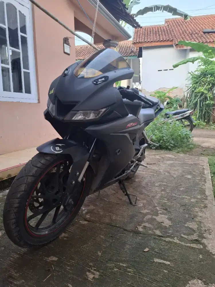 YAMAHA R15 KM 95.000 MULUS SERVICE JUAL CEPAT