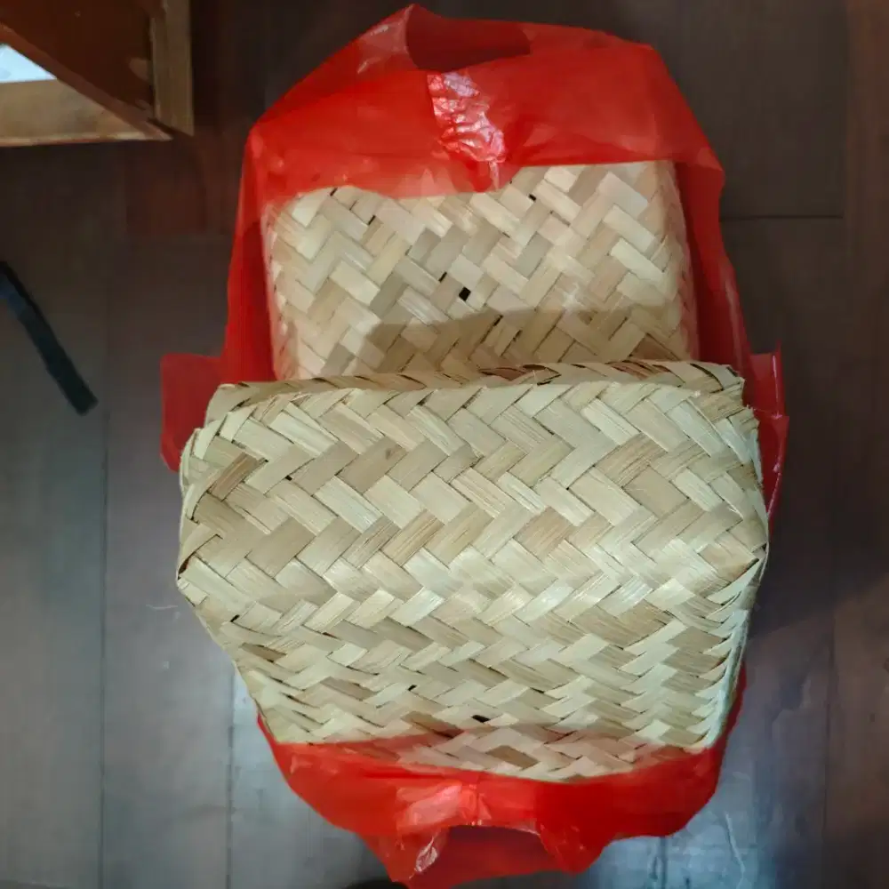 Besek Bambu 20x20 cm