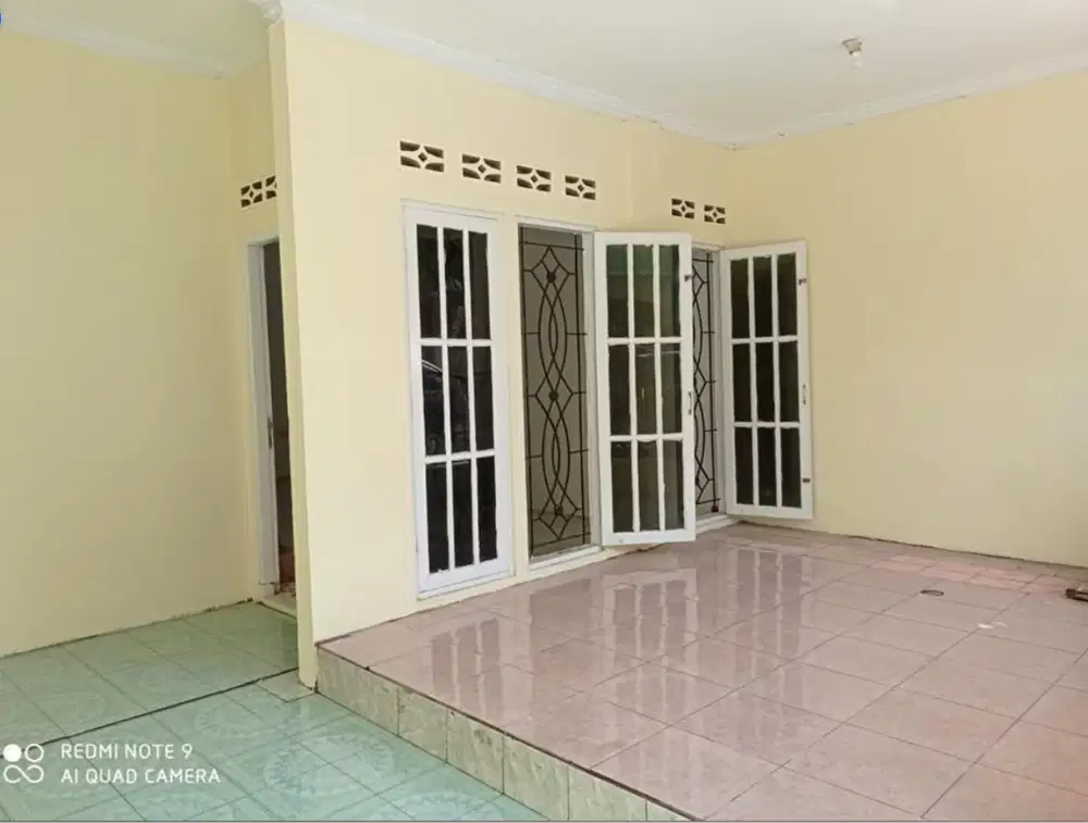 Dijual Rumah Siap Huni di Taman Kenari Jagorawi