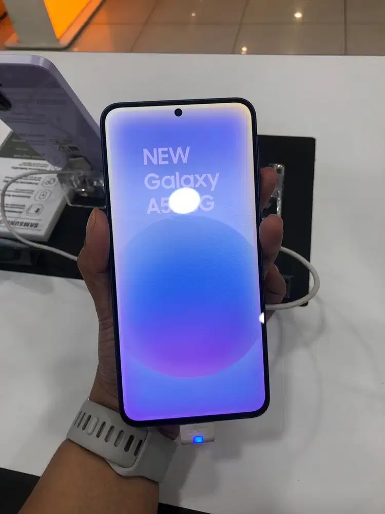 Samsung A57 5g new cash credit