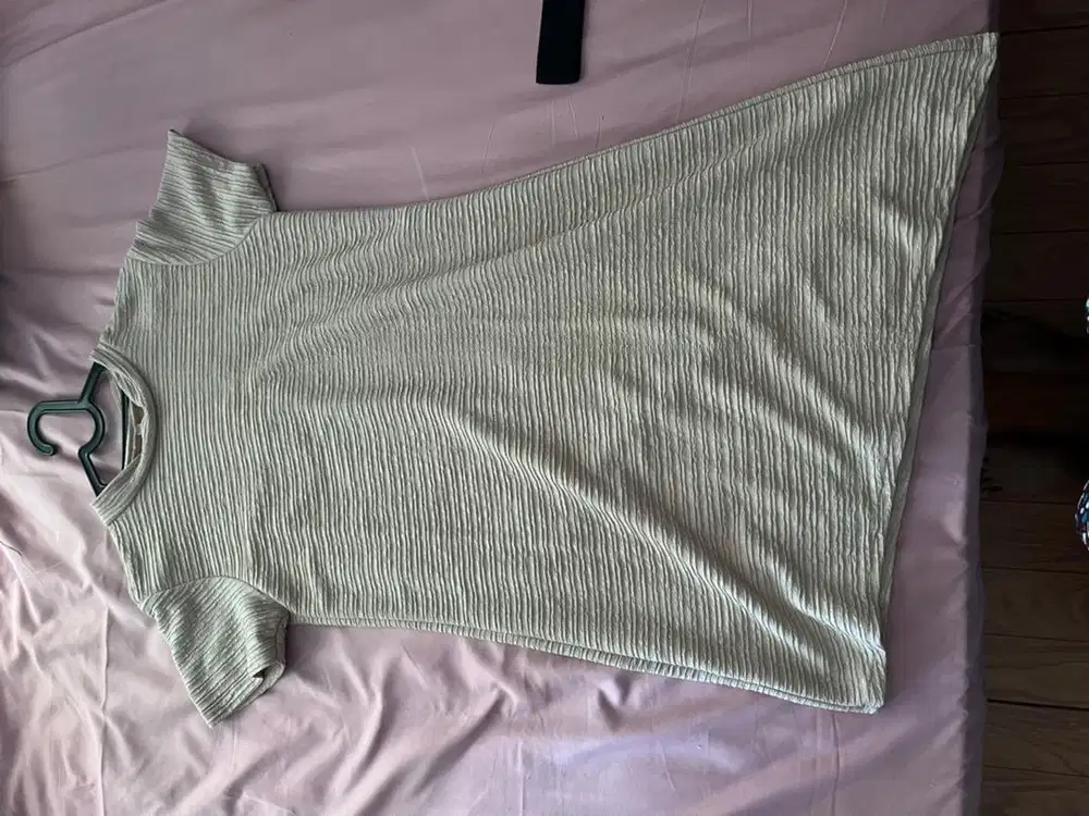 Preloved pakaian wanita