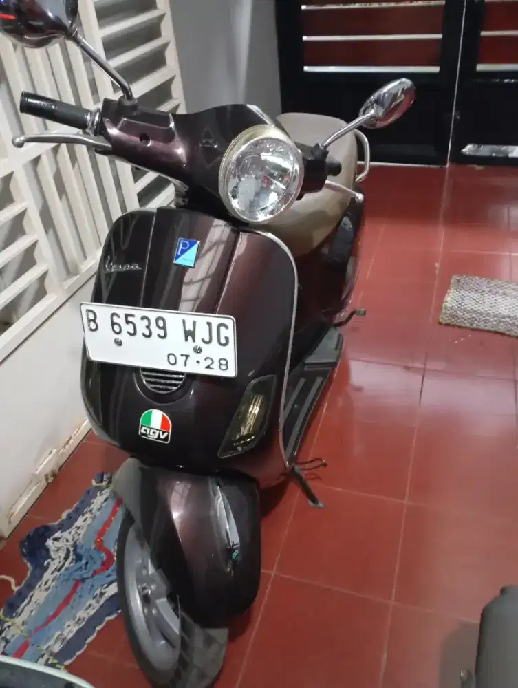 Piaggio Vespa LX 150 3V IE AT
