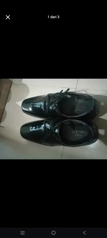 Jual sepatu tak terpakai