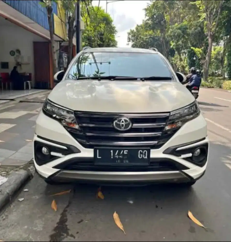 TOYOTA ALN RUSH S GR AT 2021 ISTIMEWA