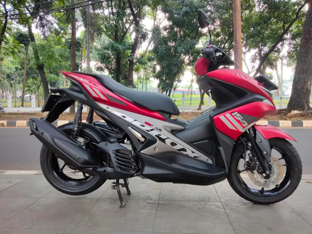 DIJUAL CASH YAMAHA AEROX OLD THN 2017 PAJAK IDUP SIAP PAKAI