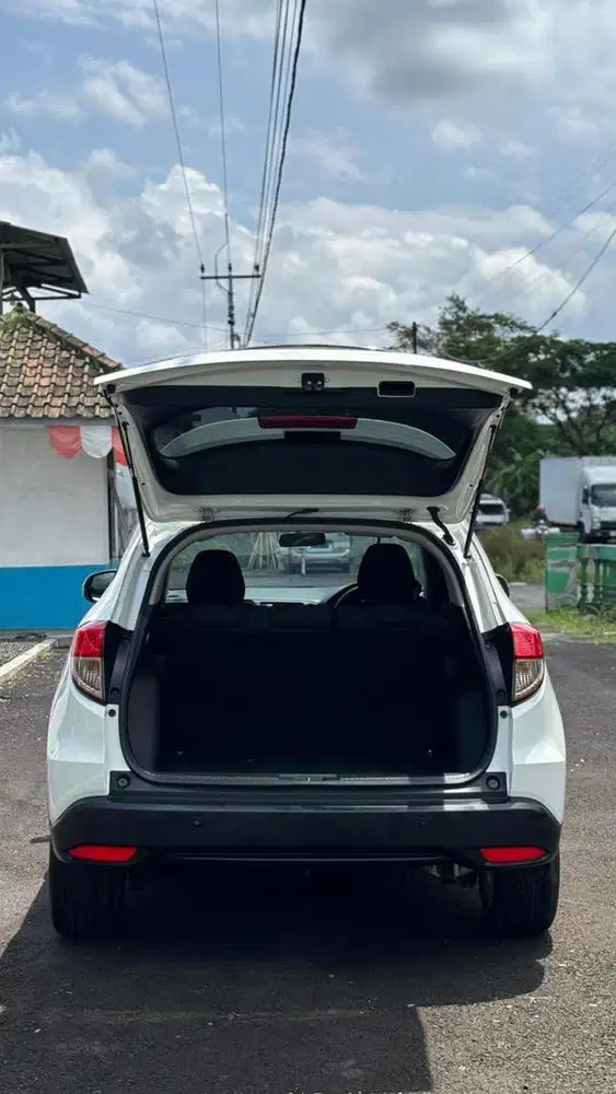 Jual mobil kesayangan