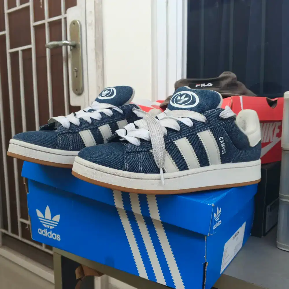 WTS Adidas Campus sz 42.5