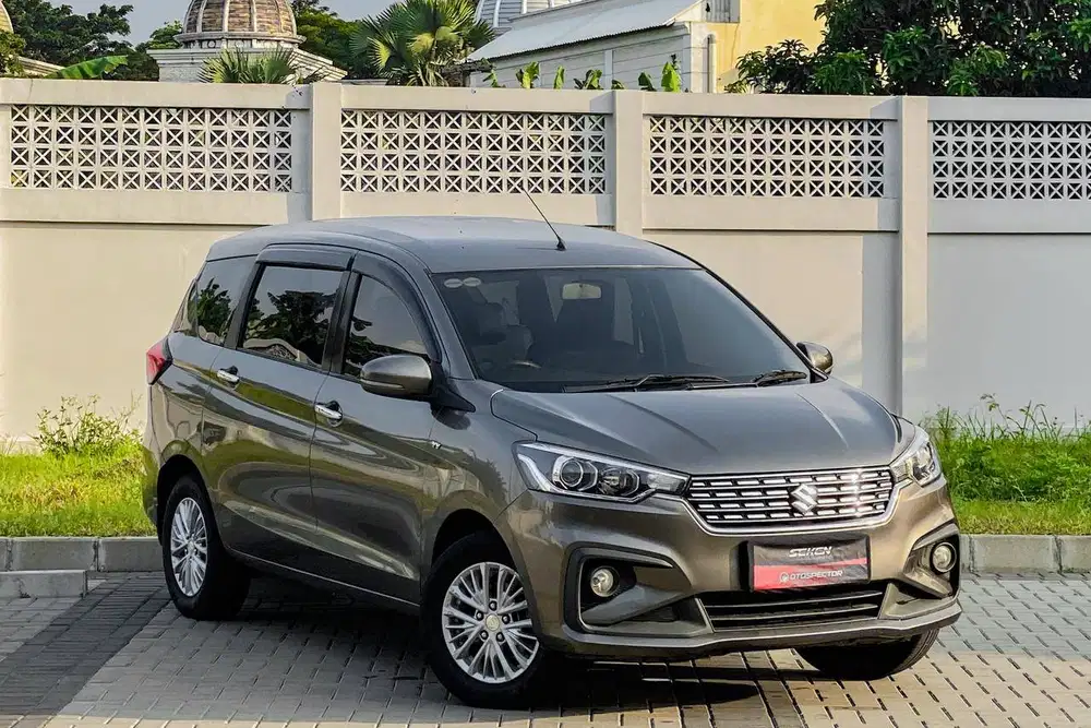 Suzuki Ertiga 1.5GX 1.5 GX AT Matic 2018 Abu Abu Magma Metalik.