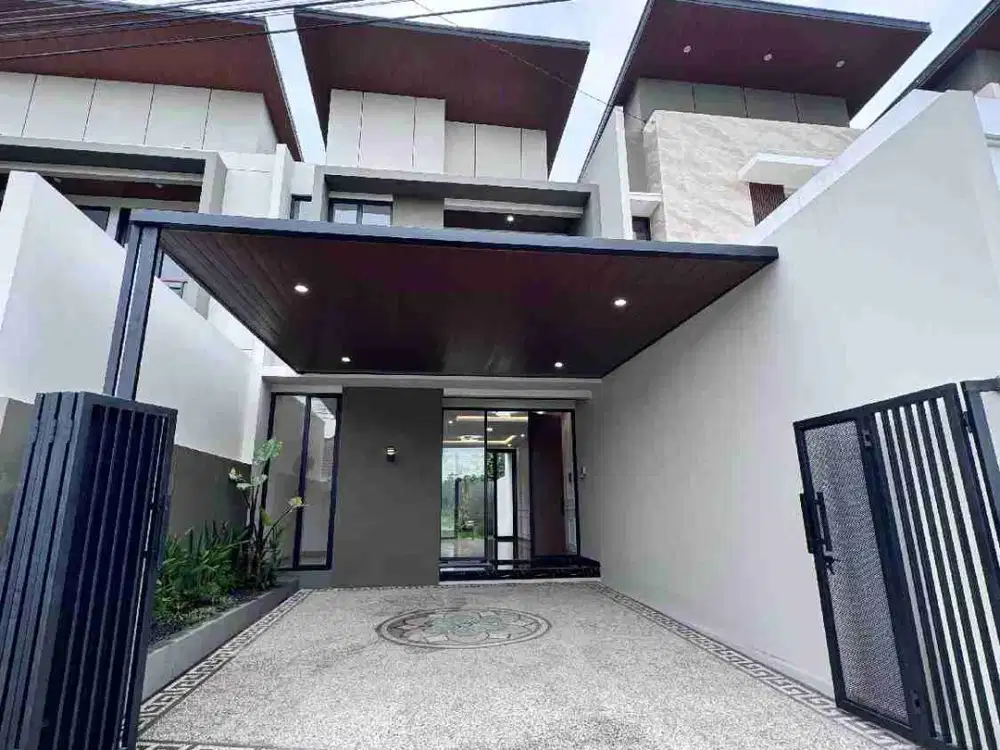 Rumah 2 Lantai Model Kontemporer Modern Dekat Kampus UII