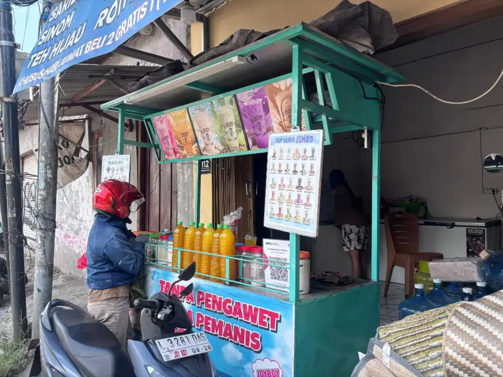 OPEN LOKER 1 COWOK 1CEWEK UNTUK PRODUKSI MINUMAN DAN PRAMUSAJI MINUMAN