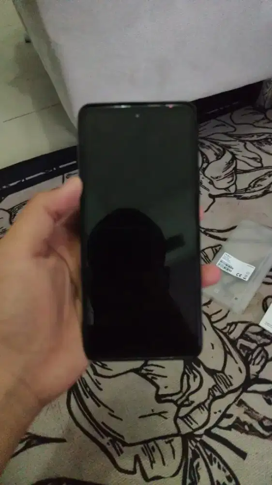 Di jual hp iqoo z7x (cocok untuk gaming)