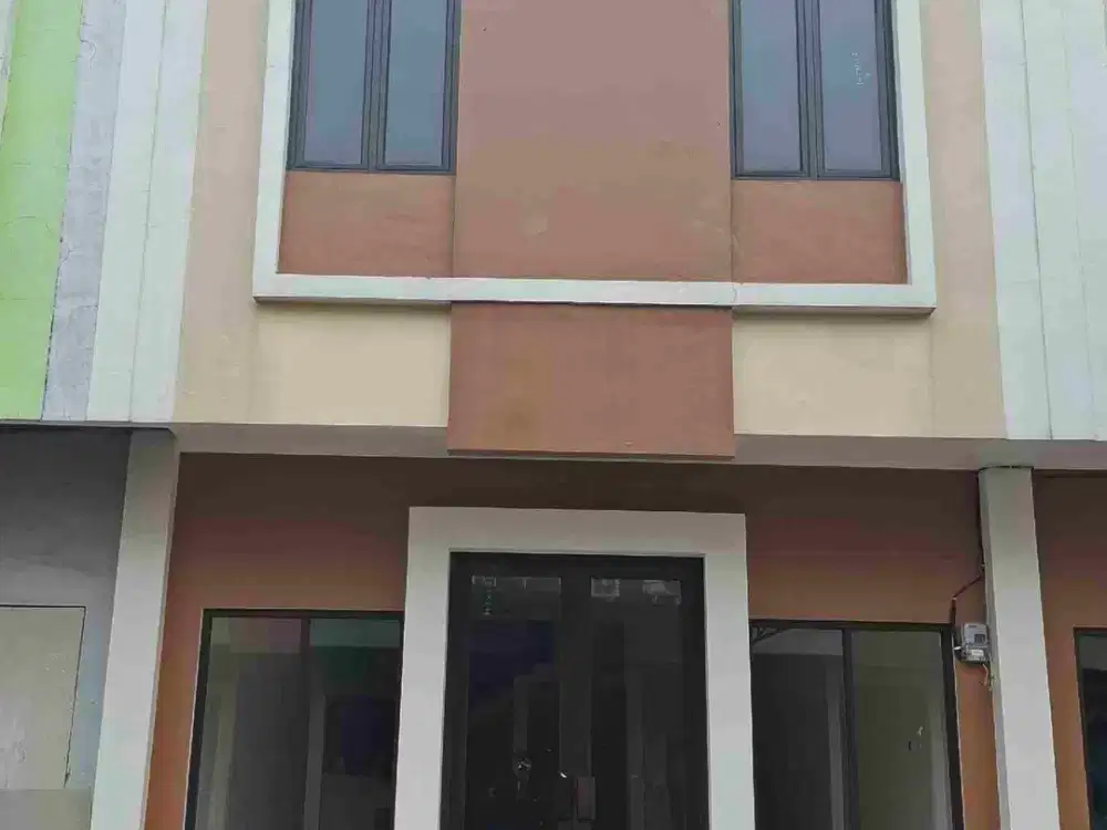 Di sewakan ruko di graha kartika pratama pemda Cibinong hadap jln raya