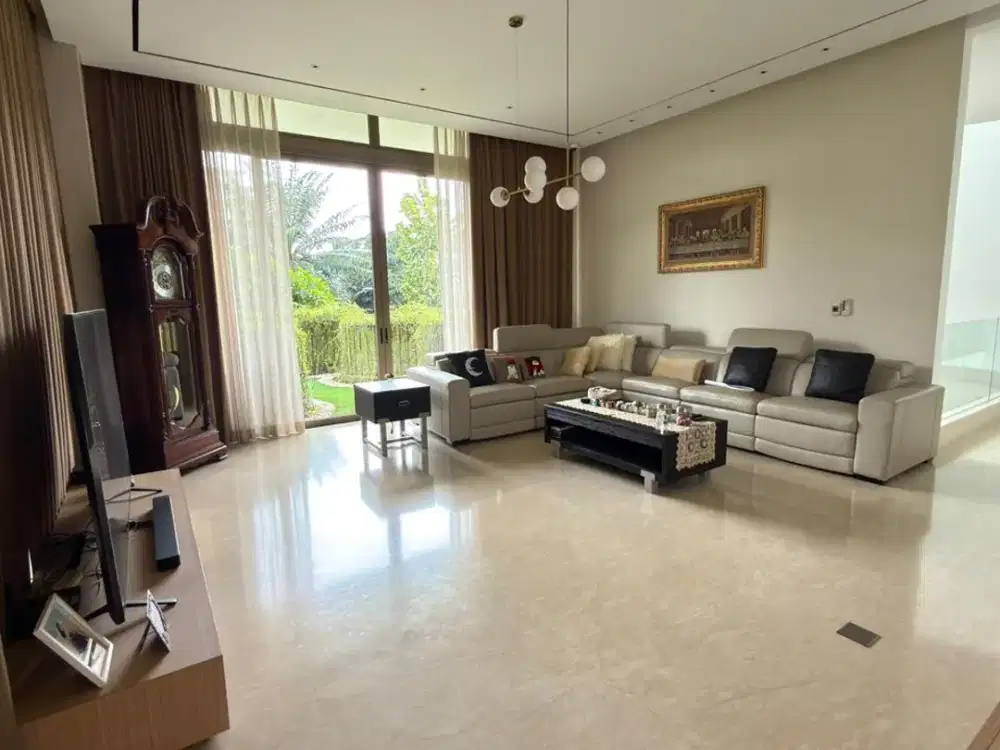 Rumah Hoek Mewah 4 Lantai di PIK 1 Jakarta Utara, DKI Jakarta