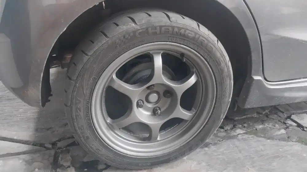 Velg brio ssr r15 + ban 195