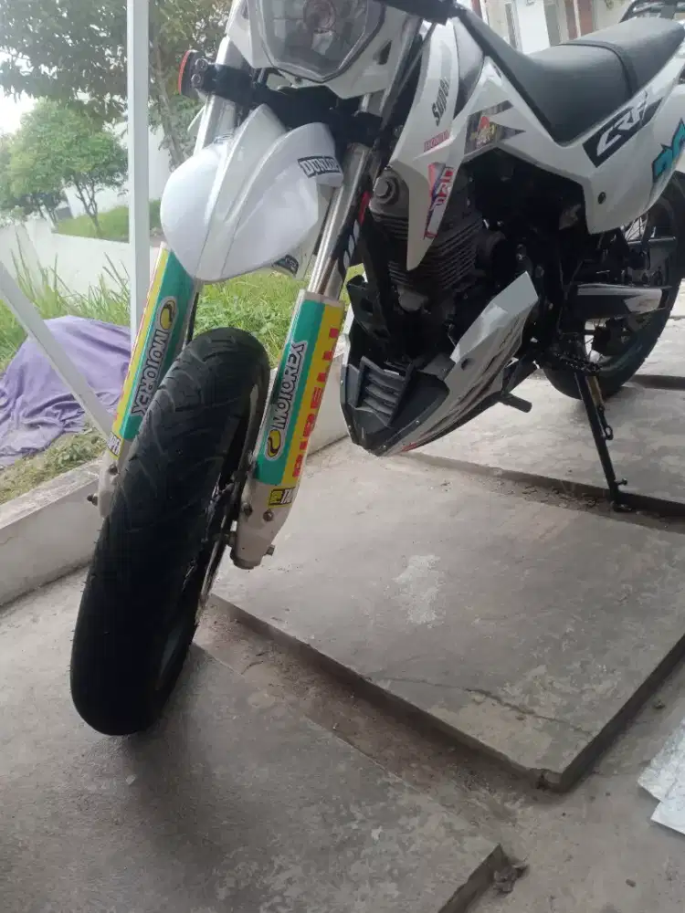 dijual motor trail masih bagus banget
