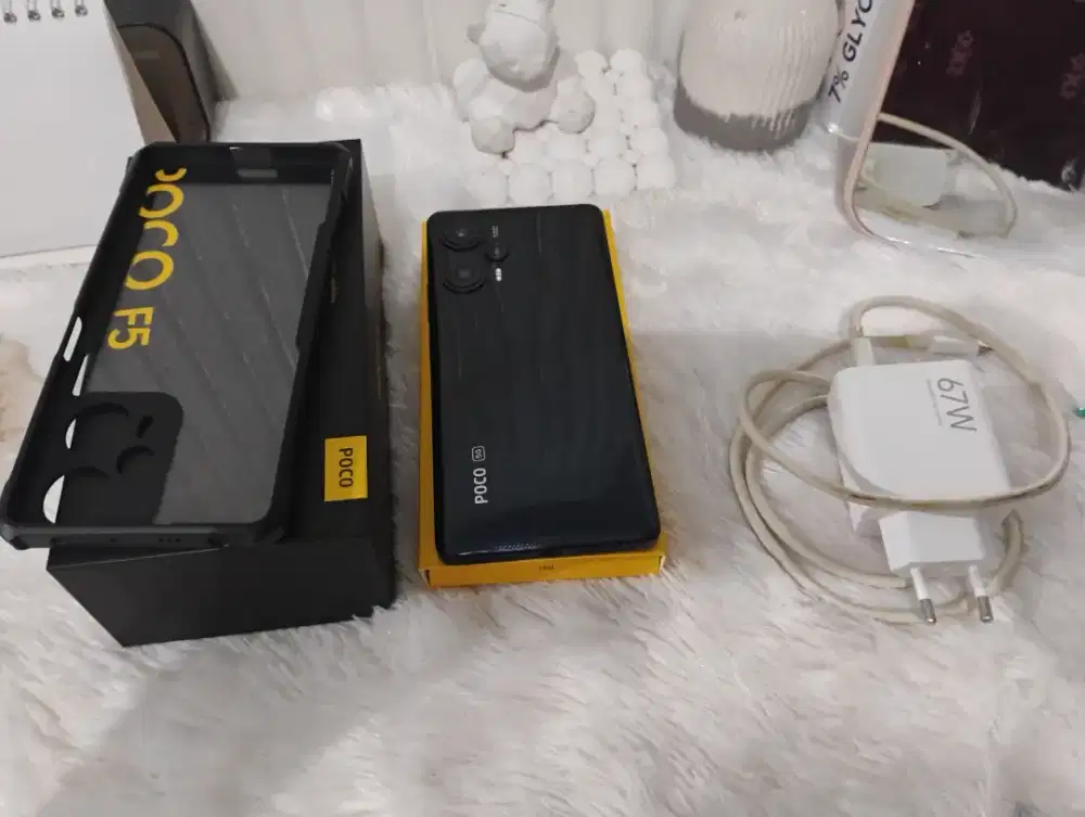 Dijual Poco f5 12/256