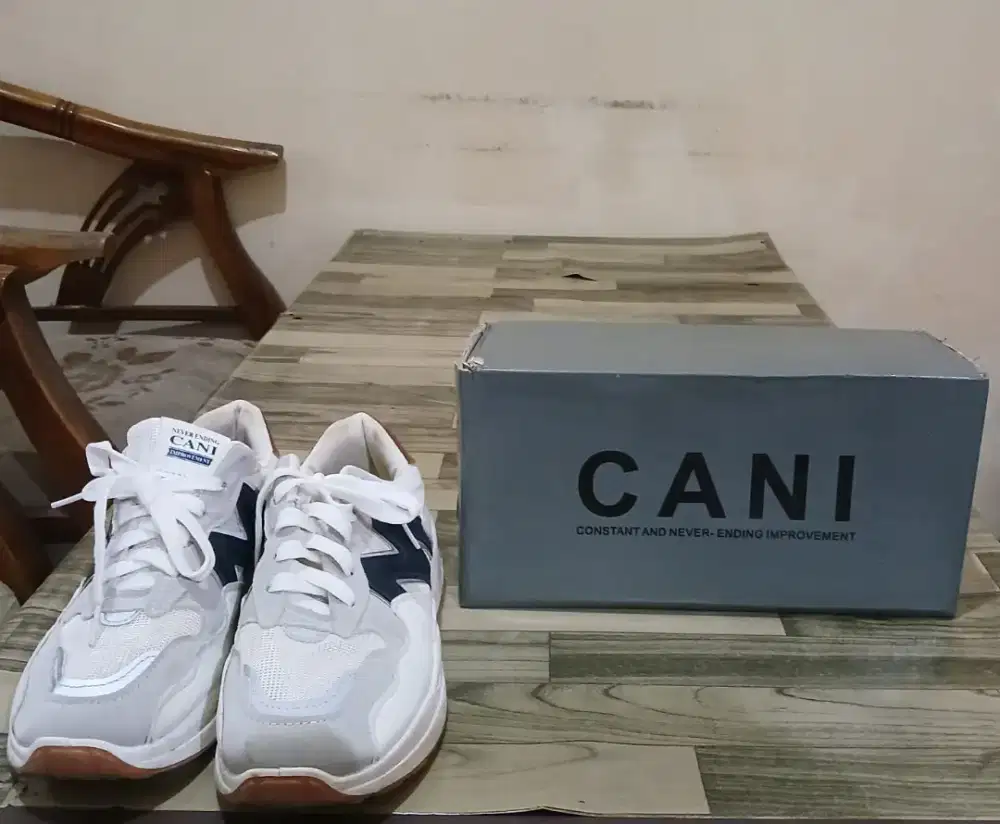 CANI Yujin sepatu sneakers wanita Blue ukuran 39