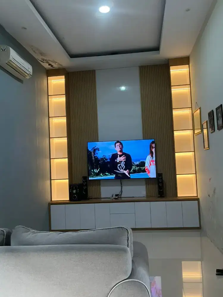 Interior custom backdrop tv