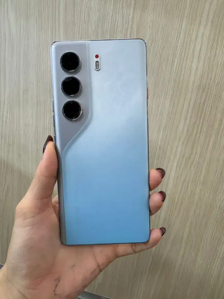 tecno camon 40 pro 8/256gb