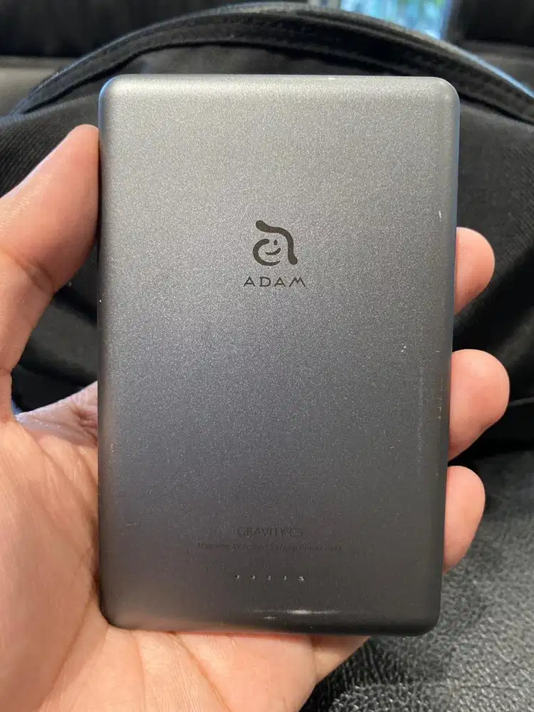 Di jual Cepat!!! Power Bank Adam Gravity C5
