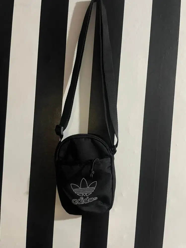 Tas Salempas Adidas