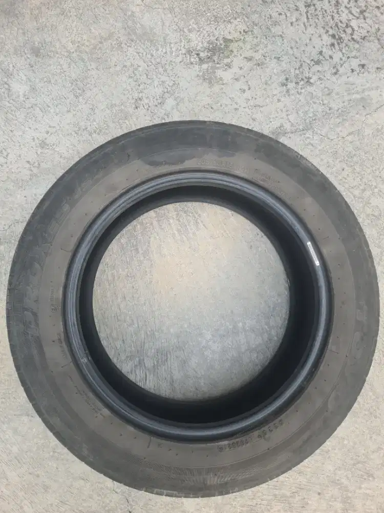 Ban Voxy Veloz Innova Proxes Japan R16 205/60