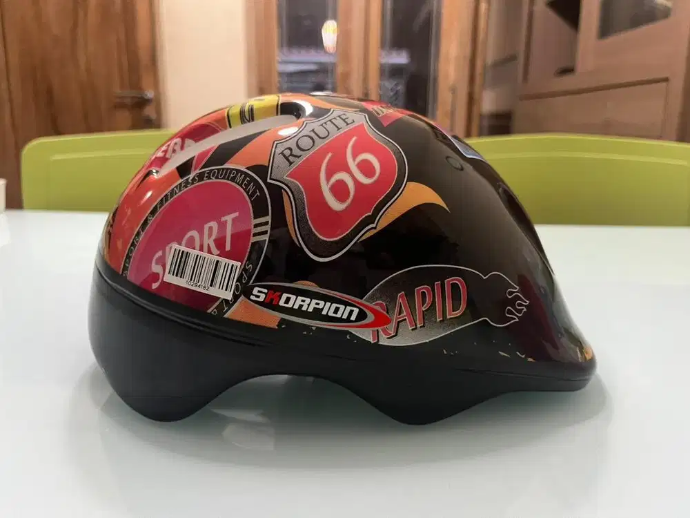 Helm sepeda anak