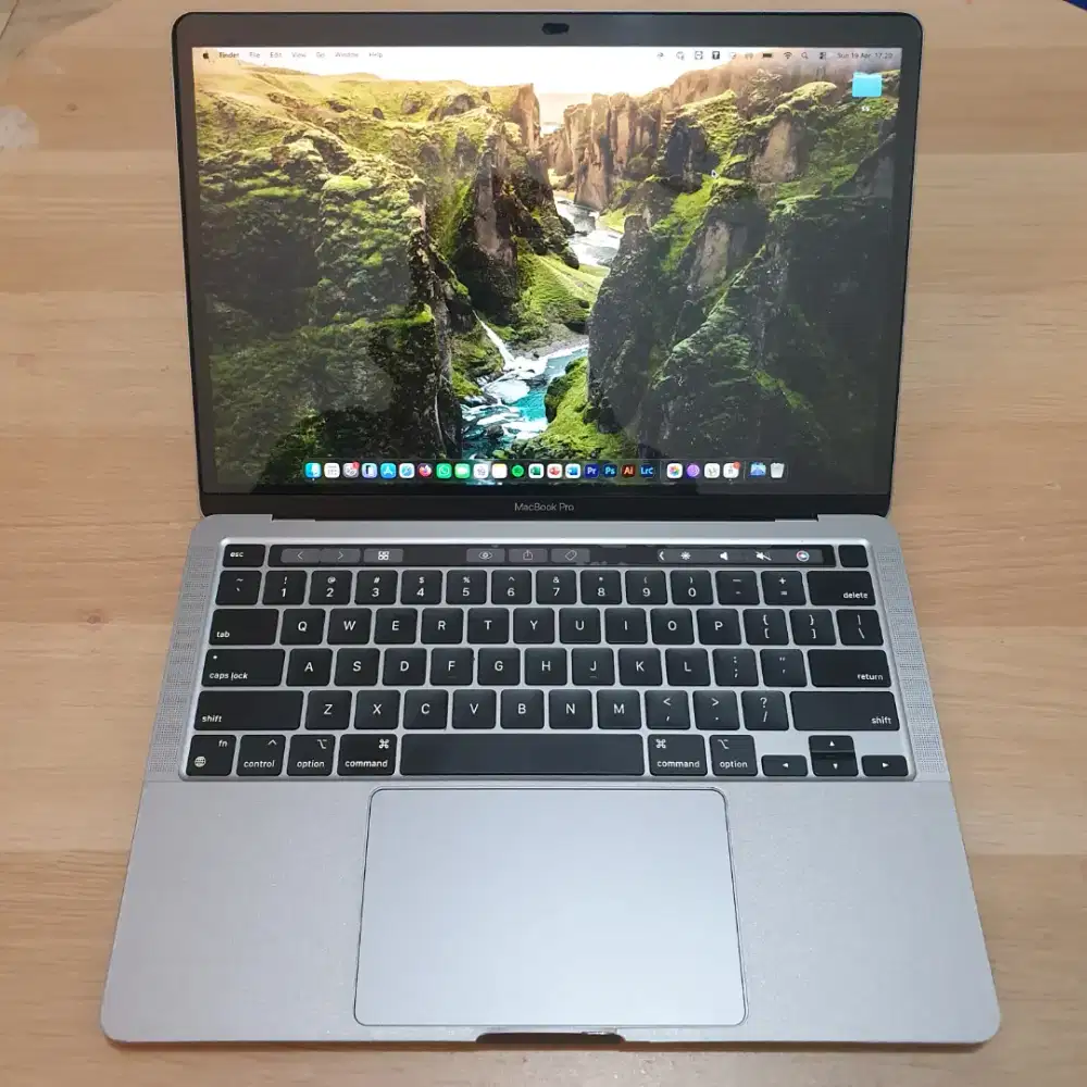 Macbook Pro M1 2020 8/256gb