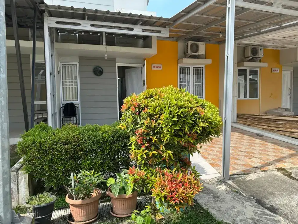 Disewakan rumah cantik semi furnished siap huni Green Valley Citragrand City